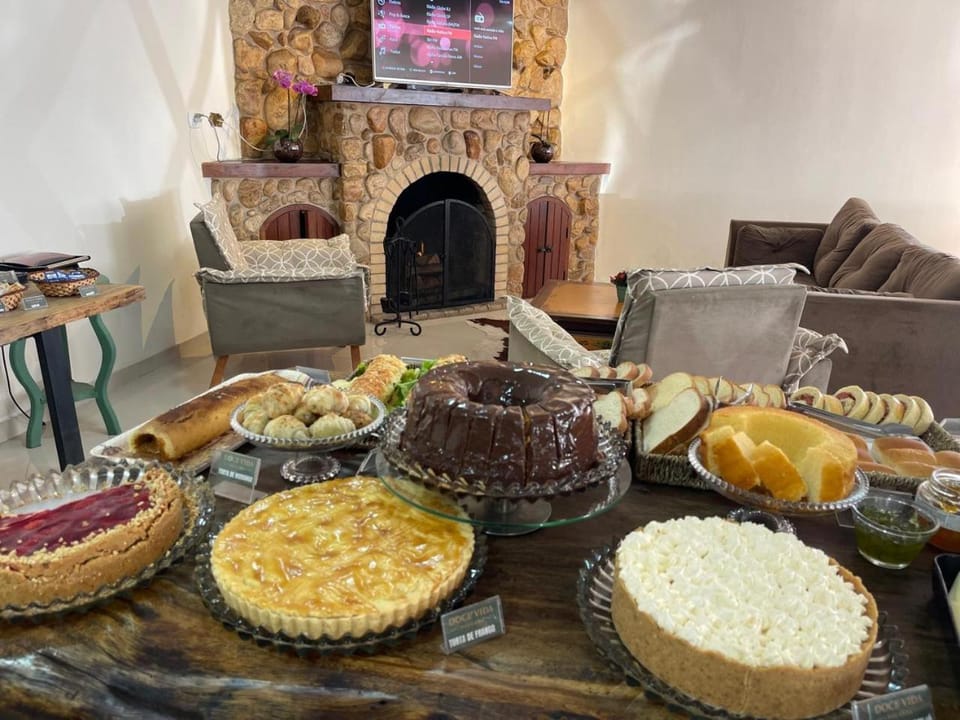 Pousada Doce Vida - 12 min do Centrinho Turistico Inn in Campos do Jordão