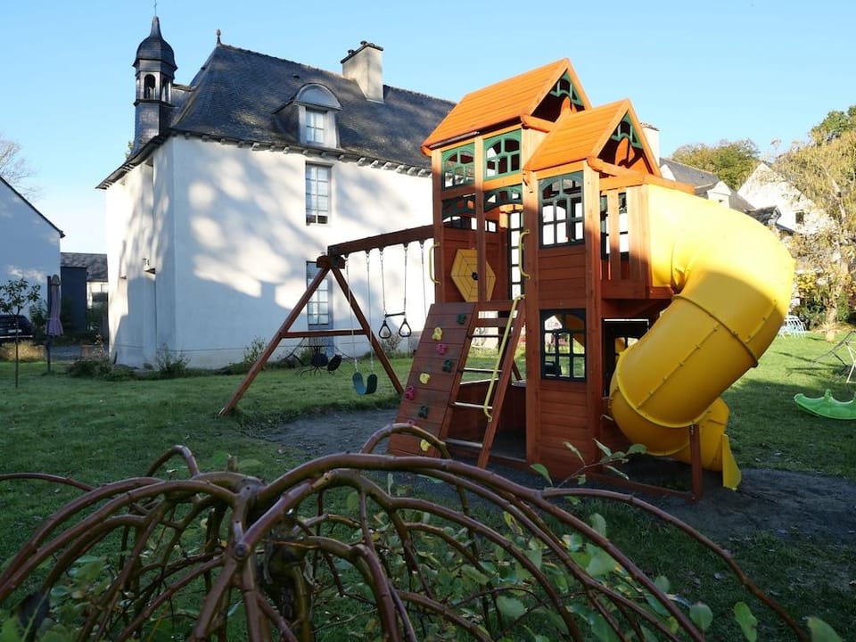 Chateau des Fontenelles Hotel in Brittany