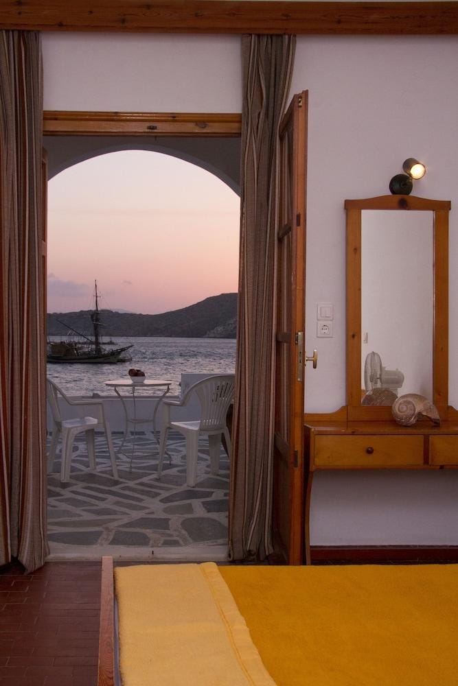 Flisvos Hotel Hotel in Decentralized Administration of the Aegean