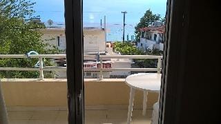 Kyparissis Rooms Hotel in Halkidiki