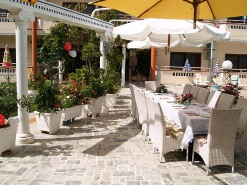 Sun City Hotel in Crete Region