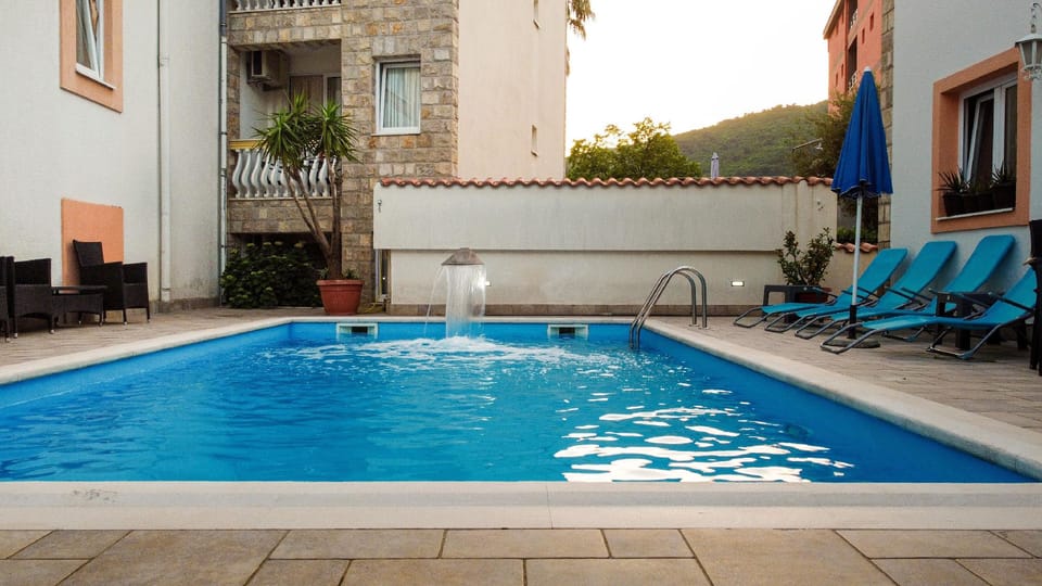 IPERA Hotel in Budva