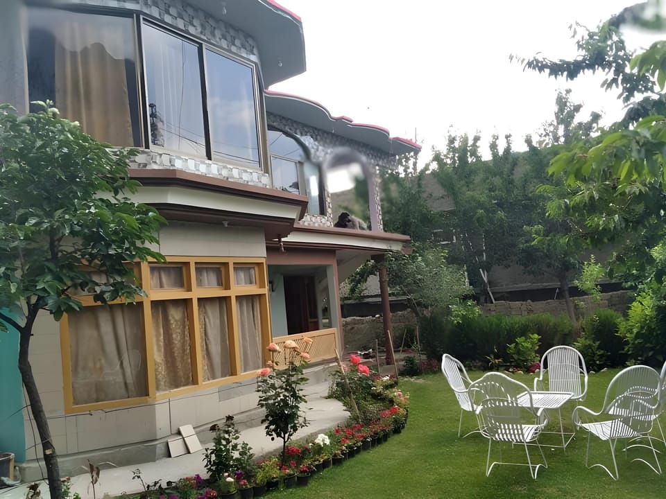 Ilyasin Guest House Hotel in Pakistan