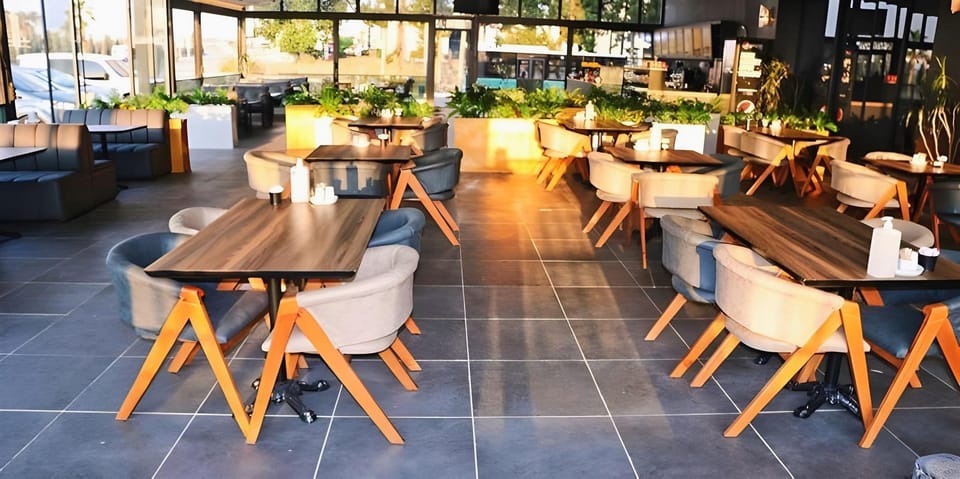 isnova hotel Hotel in Africa
