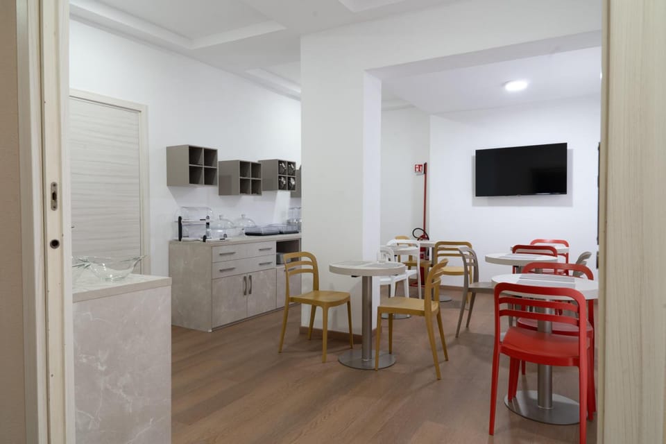 THE SUN HOTEL BOUTIQUE NAPOLI Hotel in Naples