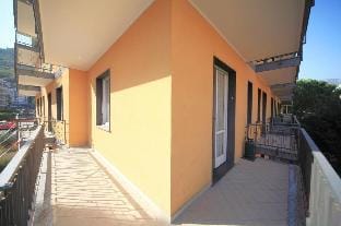 Giardini 13 Int 9 in Borghetto Santo Spirito Hotel in Liguria
