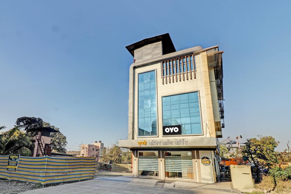 Hotel O Tripthi Lodging & Boarding Hotel in Maharashtra