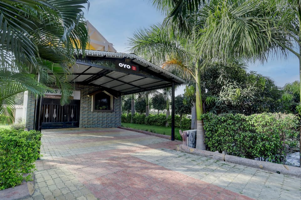 Hotel O Kings Farm Hotel in Maharashtra