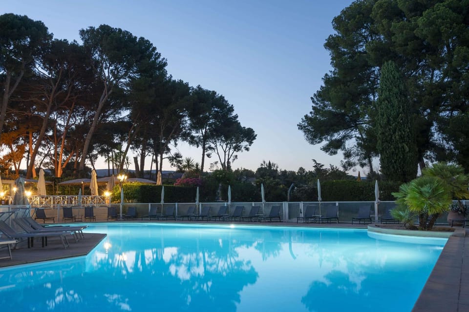 Grand Hotel Des Lecques, BW Signature Collection Hotel in La Cadière-d'Azur