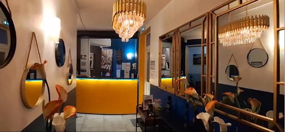 HOTEL LE SAINT QUENTIN Hotel in Wallonia, Belgium