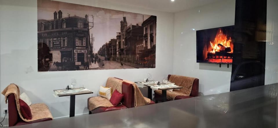 HOTEL LE SAINT QUENTIN Hotel in Wallonia, Belgium