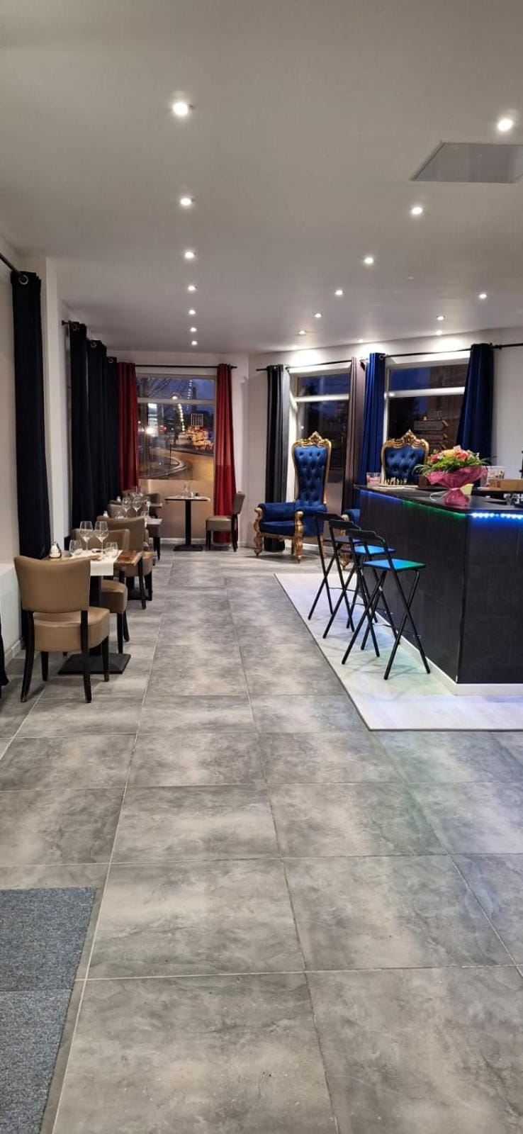 HOTEL LE SAINT QUENTIN Hotel in Wallonia, Belgium