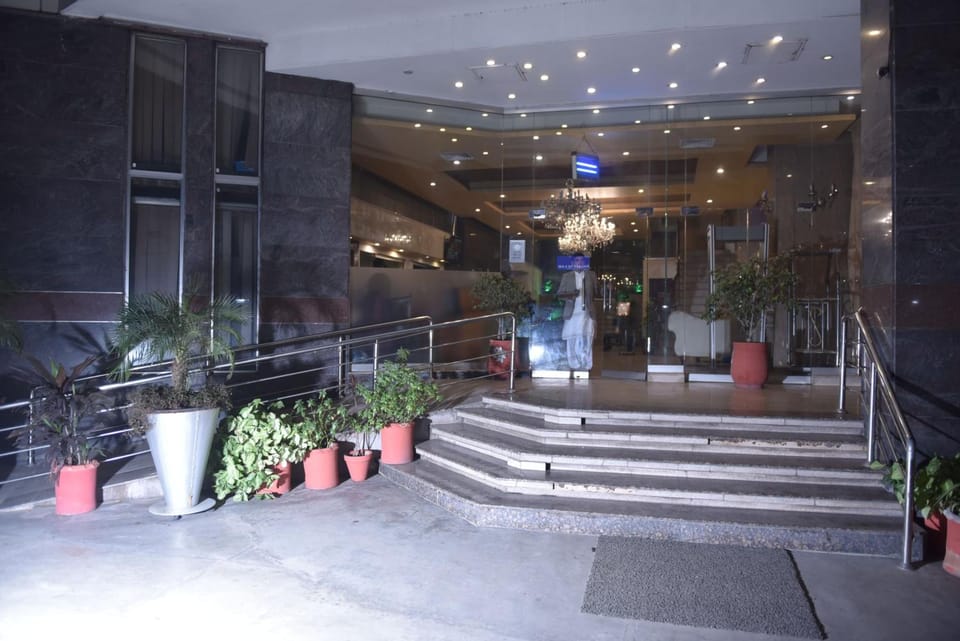 Shalimar Tower Hotel Lahore Hotel in Lahore