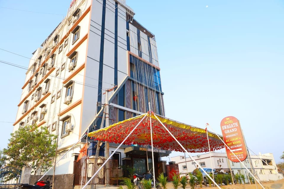 Hotel Swagath Grand Hotel in Telangana
