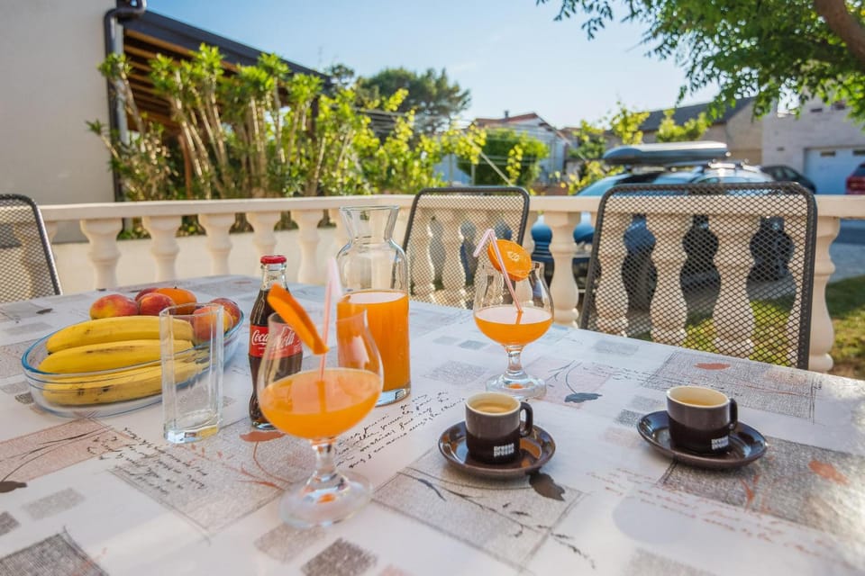 Apartments Loncar Hotel in Zadar County