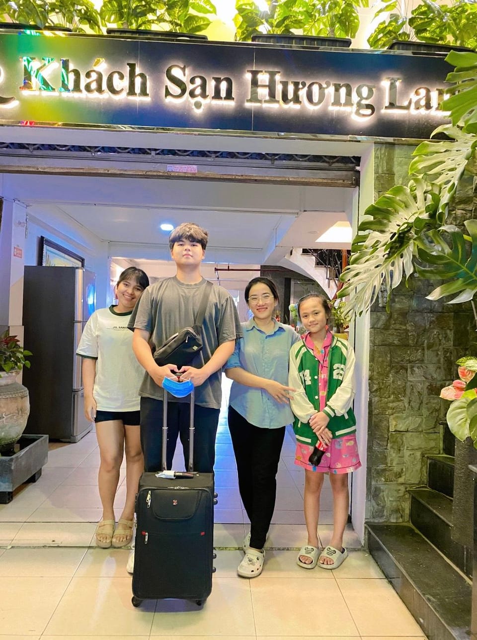 HUONG LAN HOTEL Hotel in Ho Chi Minh City