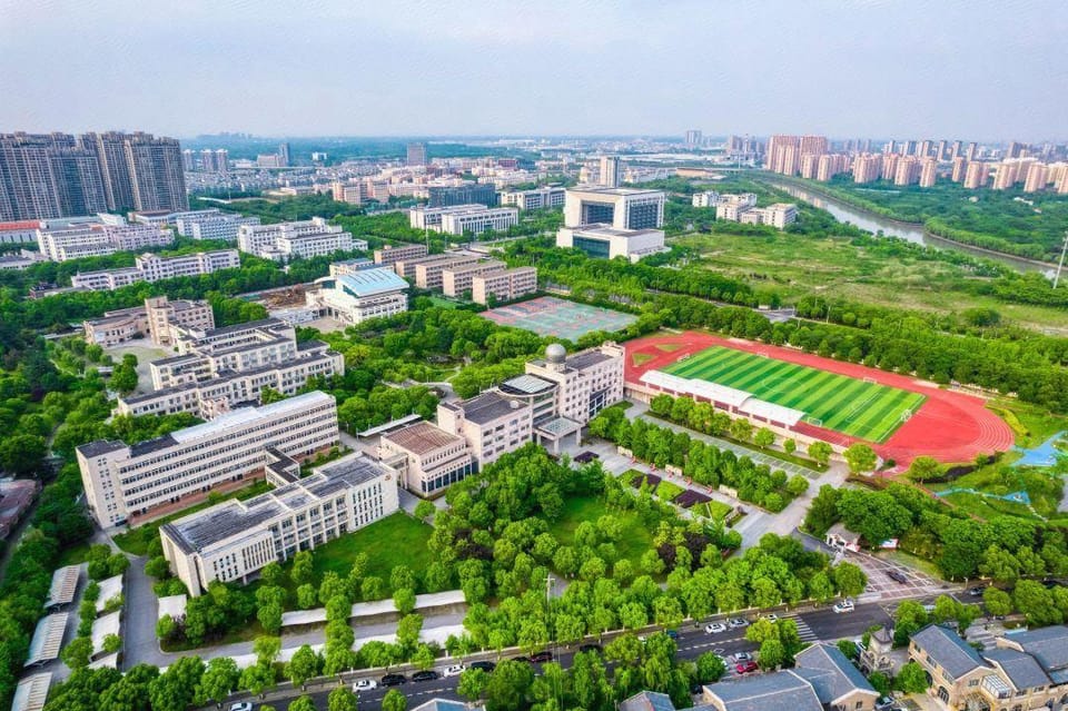 Six-Dimensional Business Hotel Huzhou Hotel in Suzhou
