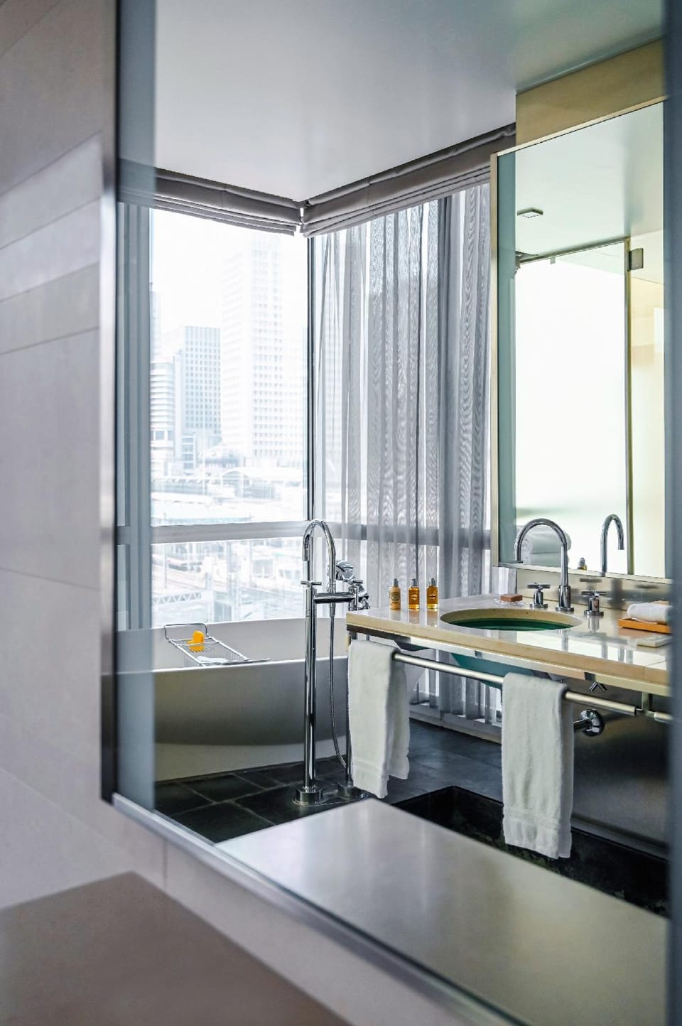 Four Seasons Hotel Tokyo at Marunouchi Hotel in Chiba Prefecture