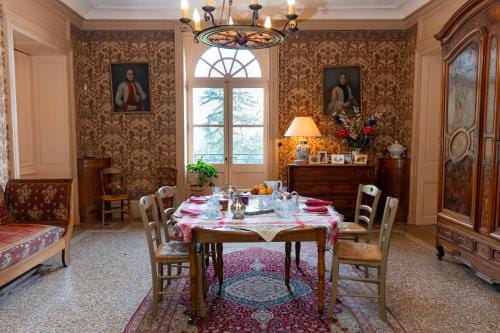 Domaine de Montclair Hotel in Auvergne-Rhône-Alpes