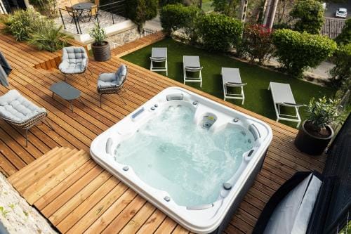 Gite les grandes lauzes Hotel in Espalion
