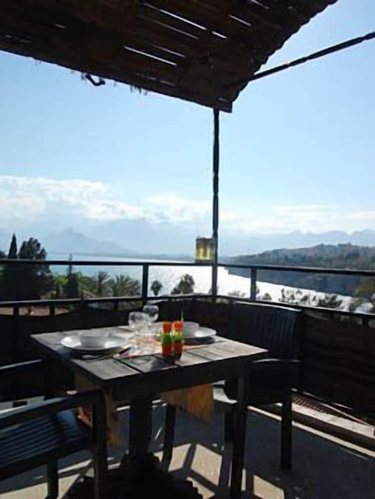 Villa Tulipan Hotel in Antalya