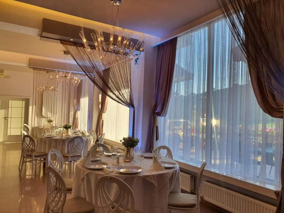 Hotel Dumbrava Hotel in Brașov County