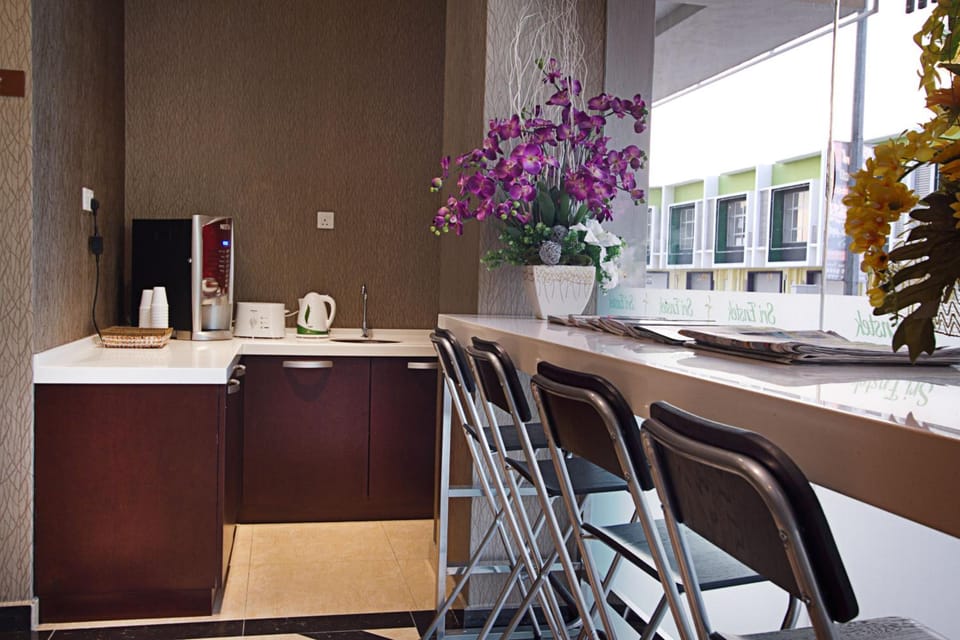 Sri Enstek Hotel - KLIA Hotel in Negeri Sembilan, Malaysia