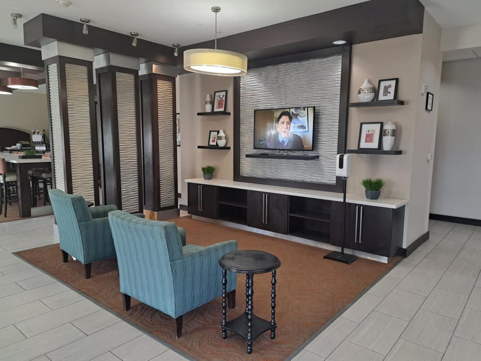 Holiday Inn Express Kenedy By IHG Hotel in Rio Grande
