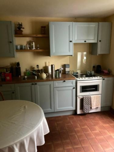 Invercassley cottage Hotel in Scotland