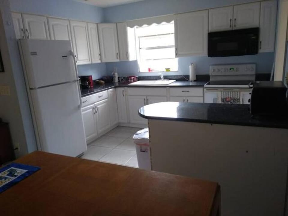 Rooms in Largo Hostel in Pinellas Park