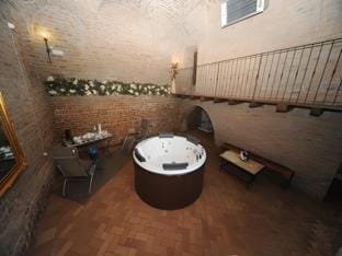 Hotel La Tavola Rotonda Hotel in Emilia-Romagna