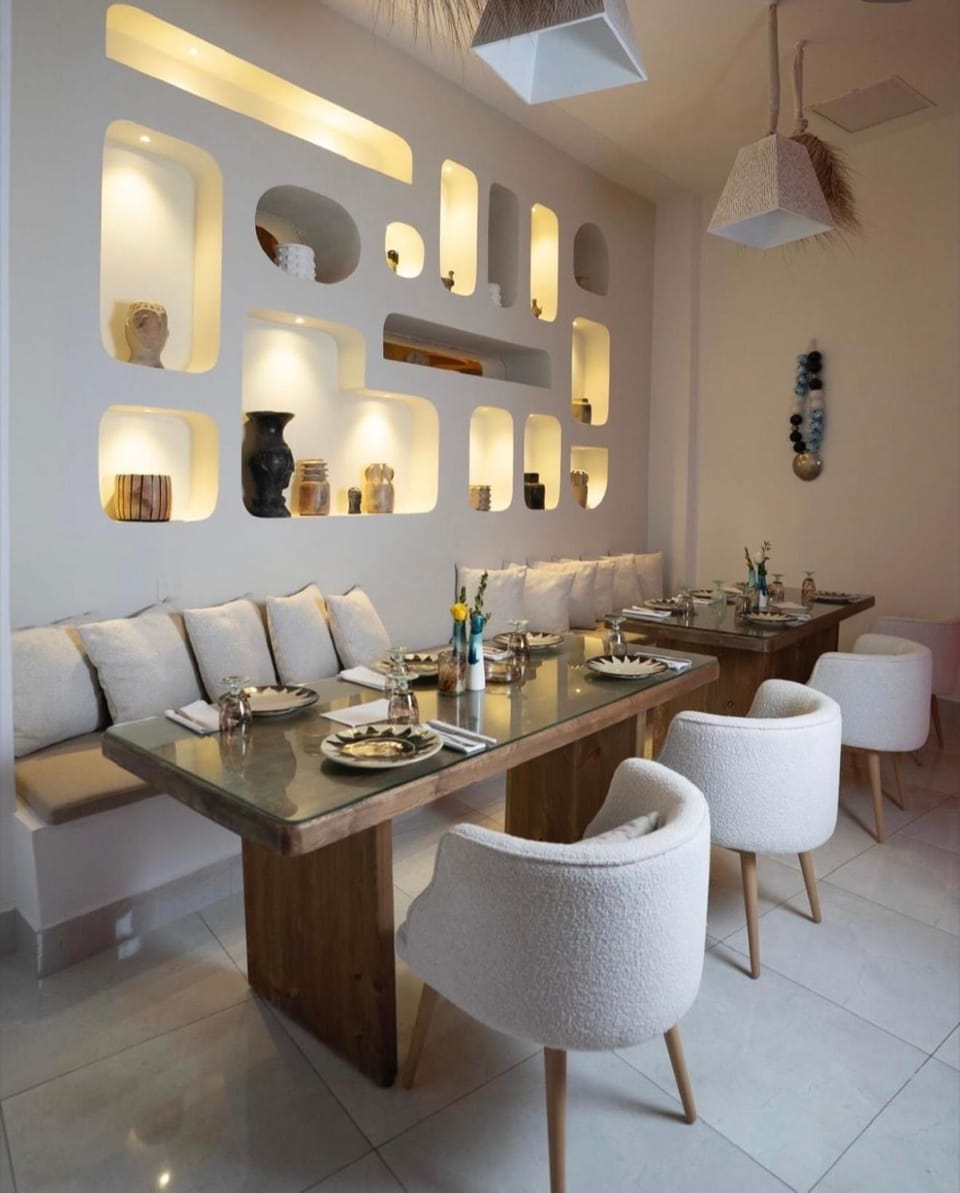 Suites hôtel les charmilles & spa  Hotel in Tunis Governorate, Tunisia