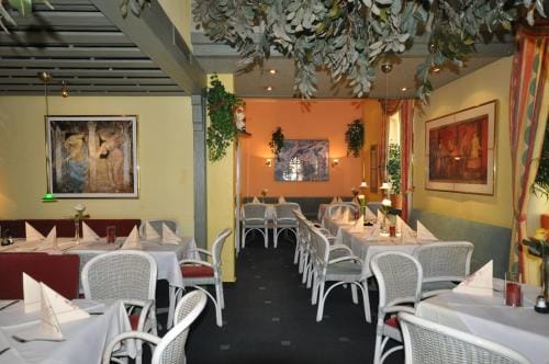 Hotel Restaurant "Athen" Hotel in Cochem-Zell