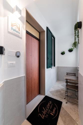 Casetta Petrera Deluxe Rooms Hotel in Bari