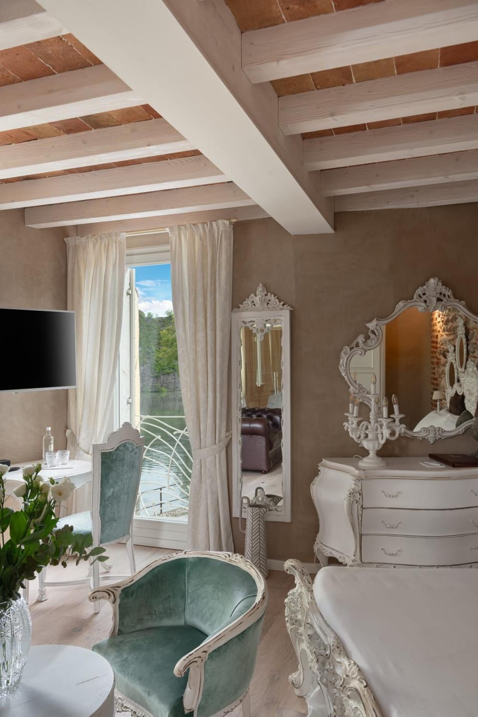Regia Rosetta - Royal Rooms Borghetto Hotel in Province of Brescia