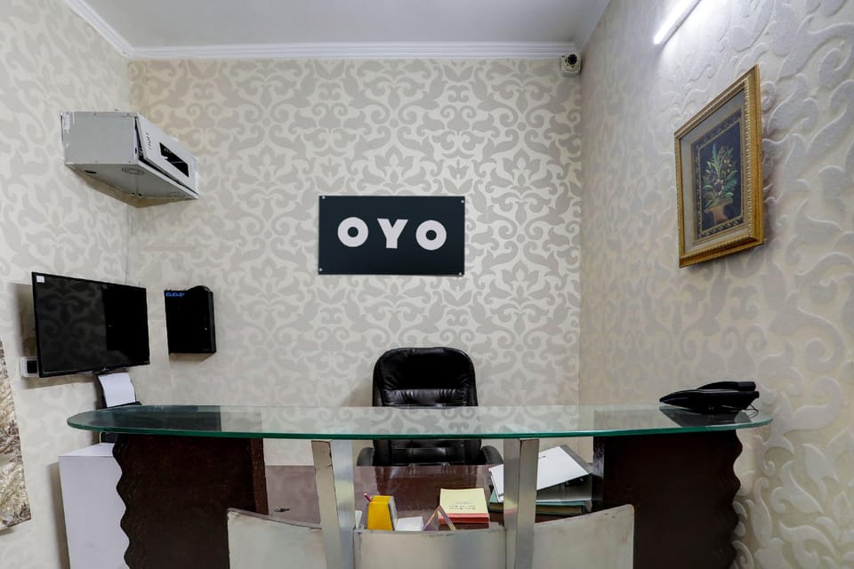 Super Hotel O POONAM VILLA Hotel in New Delhi