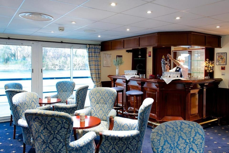 Hotel Le Chardonnay Hotel in Villeneuve-lès-Avignon