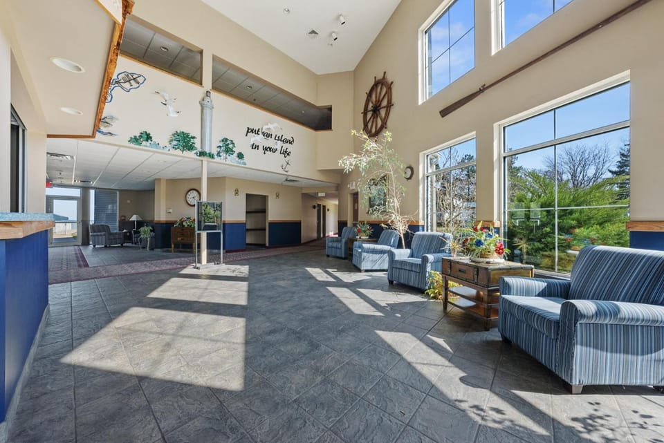 Bayshore Resort At Put-In-Bay Hotel in South Bass Island