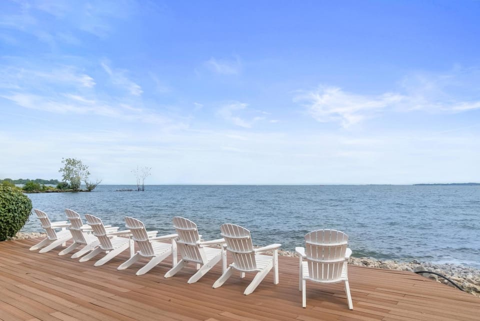 Kelleys Island Venture Resort Hotel in Kelleys Island