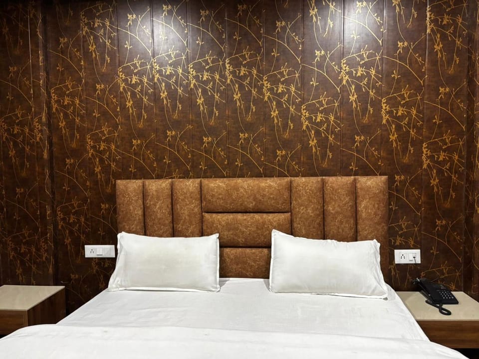 JB Hotel and Resort Hotel in Uttarakhand