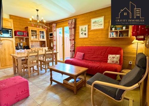 CHALET duplex Mont-Saxonnex "LE JARBAY " Hotel in Haute-Savoie