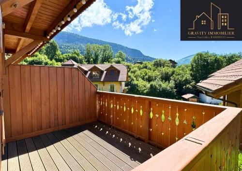 CHALET duplex Mont-Saxonnex "LE JARBAY " Hotel in Haute-Savoie