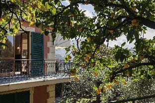 Seaview Apartment with Garden in Recco by Wonderful Italy Hotel in Recco