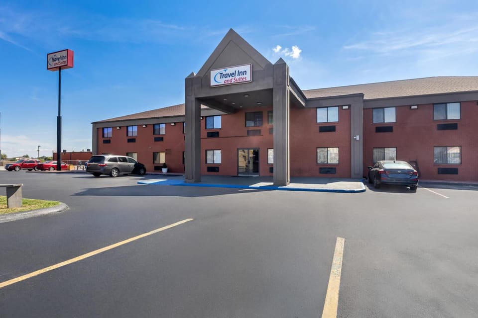 Travel Inn and Suites- Sikeston Miner I-55 exit-67 Motel in Missouri