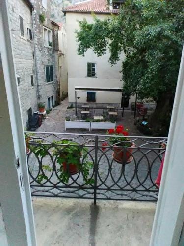 Guesthouse Nikoleta Hotel in Kotor