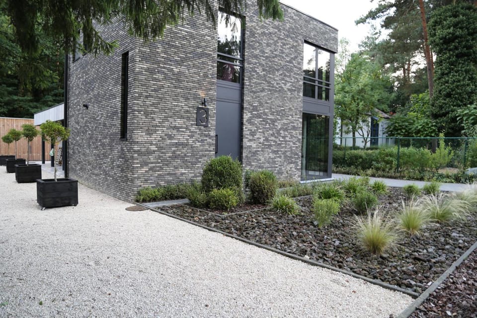 AuxiliumWellness Get Back to Serenity Hotel in Flanders