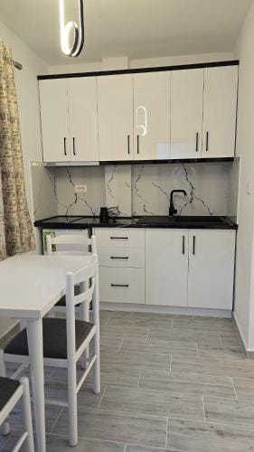 Guest House Pogradeci Hotel in North Macedonia