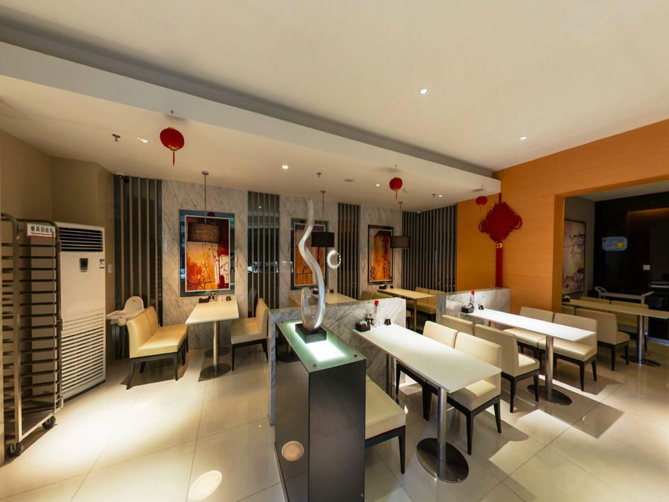 Jinjiang Inns Hongqiao Hub Tianshan West Road Hotel in Shanghai