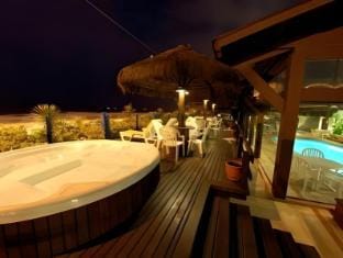 Hot tub