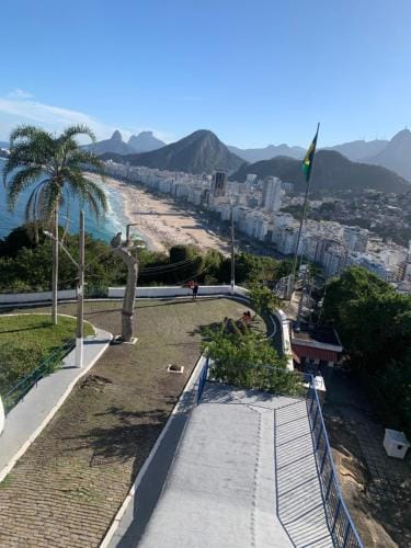 suite deluxe vista mar Copacabana - entrada independente Hotel in Rio de Janeiro